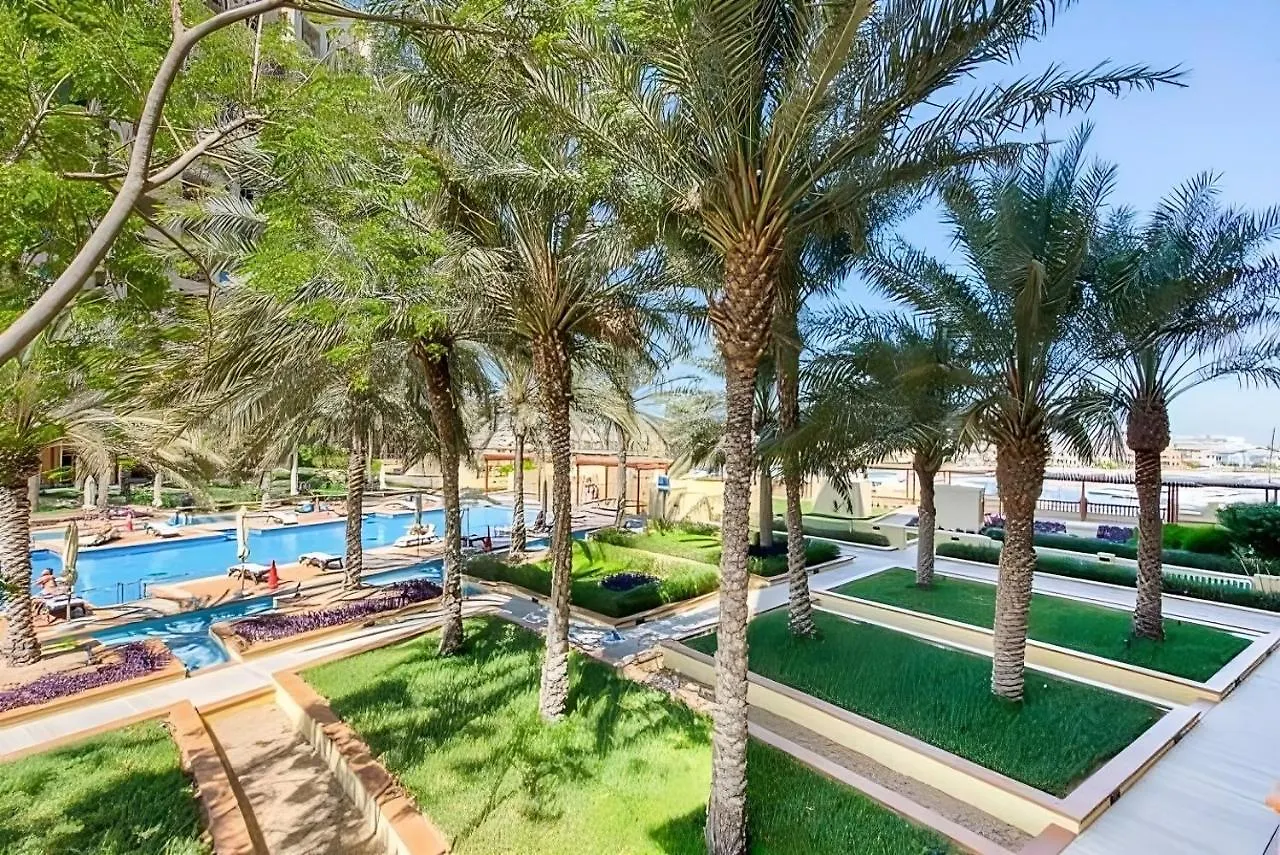 Direct Access To Nakheel Mall At The Heart Of The Palm Dubai 0*,
